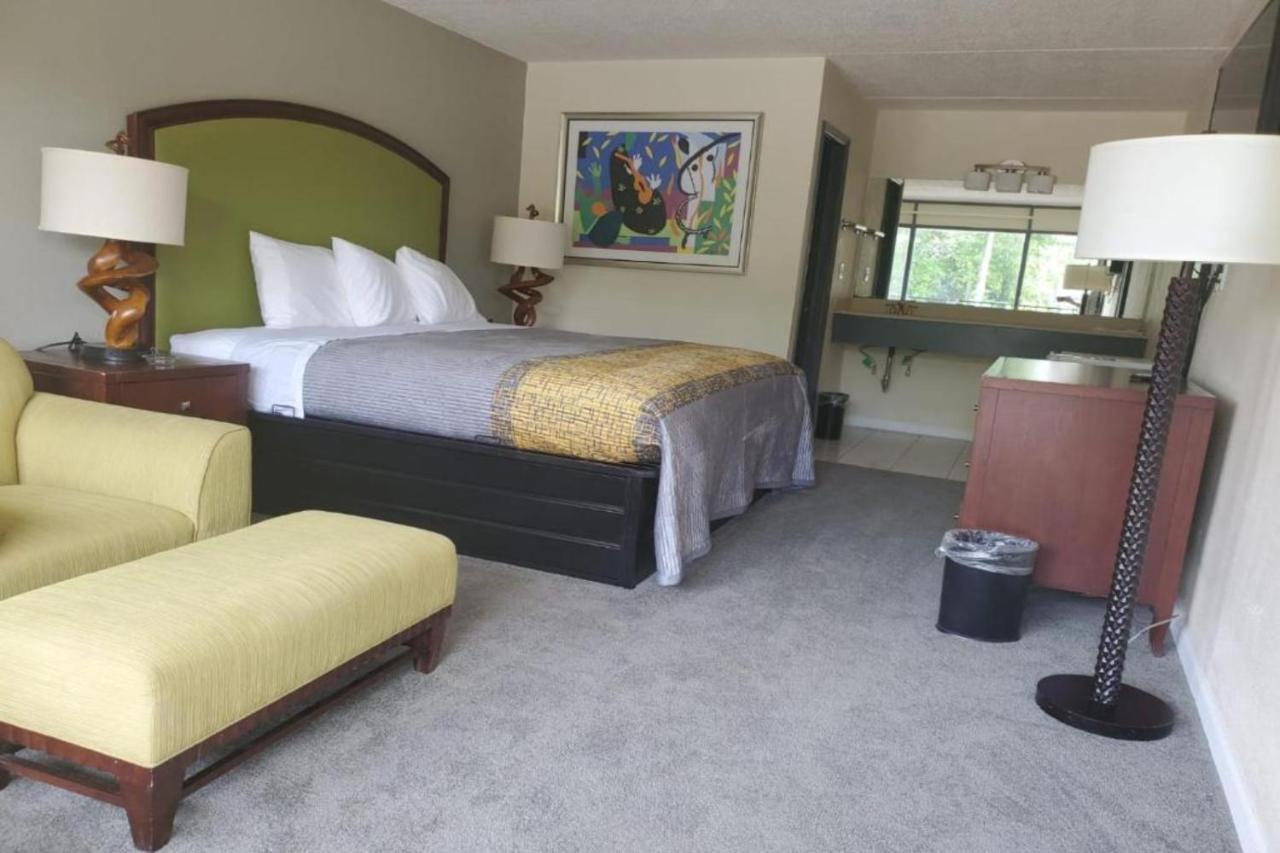 Motel Palmetto And Orangeburg